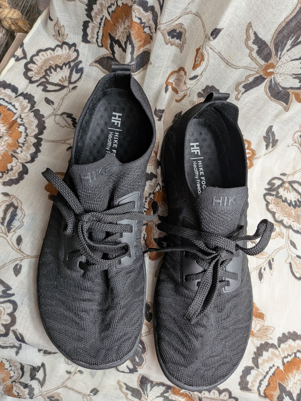 Hike Footwear Black Walking Sneakers Shoes Women's 10-10.5 / Men's 8-8 1/2